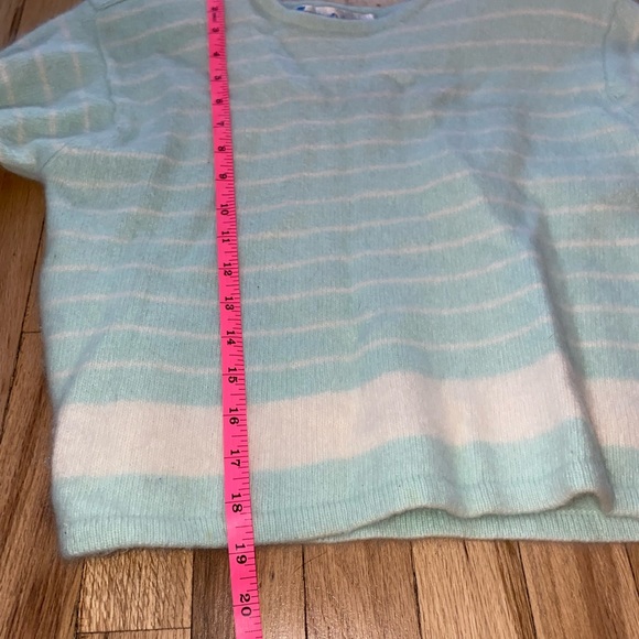 Vintage Chaus Angora & Lambswool Blend Crop Sweater - Picture 5 of 11